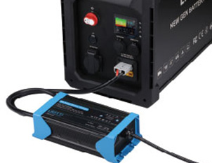 BATTERY CHARGER